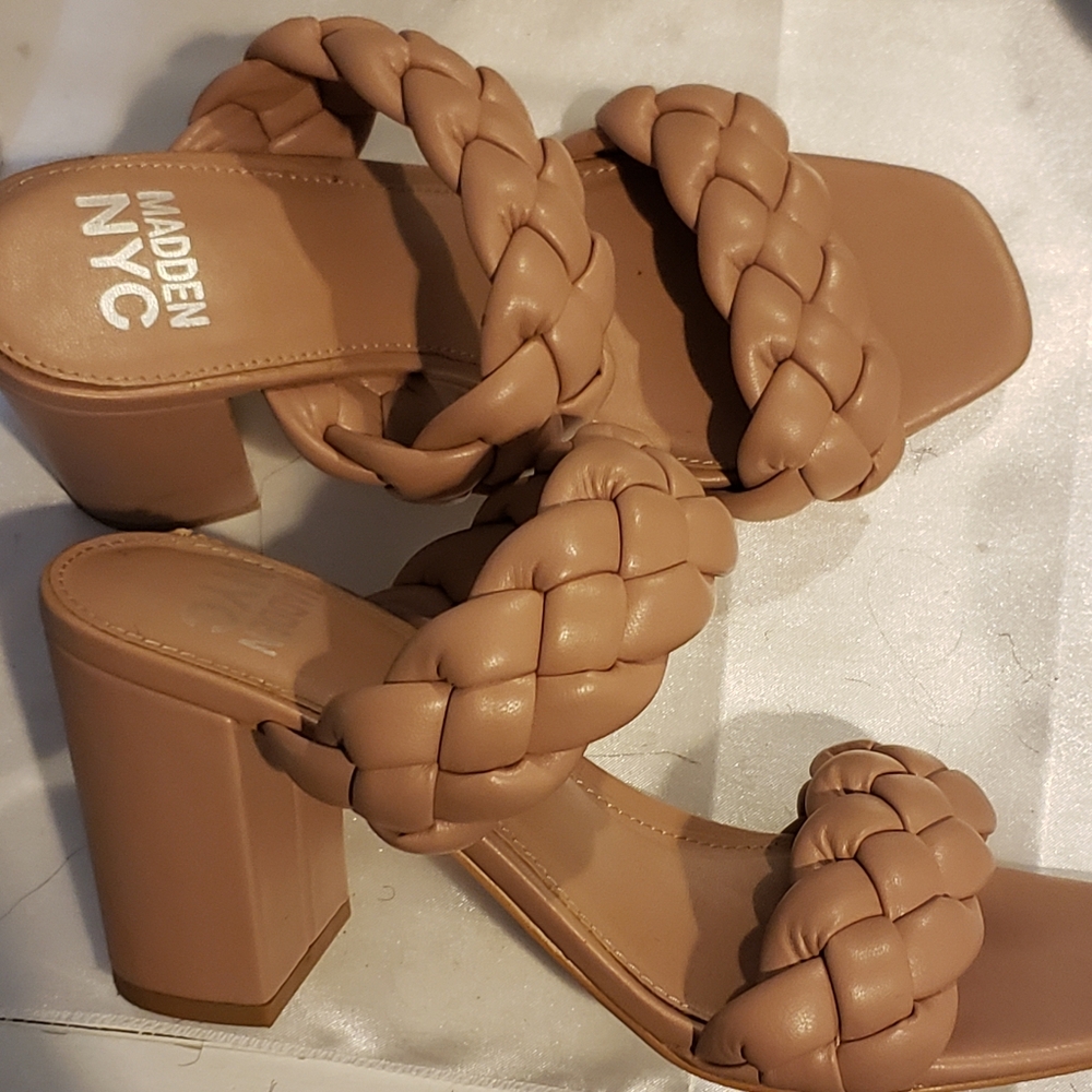 MADDEN NY SEXY TAN BLOCK HEEL SANDALS SIZE 8 (PLEASE CONTACT BEFORE PURCHASE)